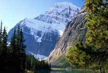 Betway必威体育：[图]詹姆斯40+8里夫斯32分 击败开拓者.